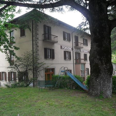 Albergo Giardino Badia Prataglia Eksteriør bilde